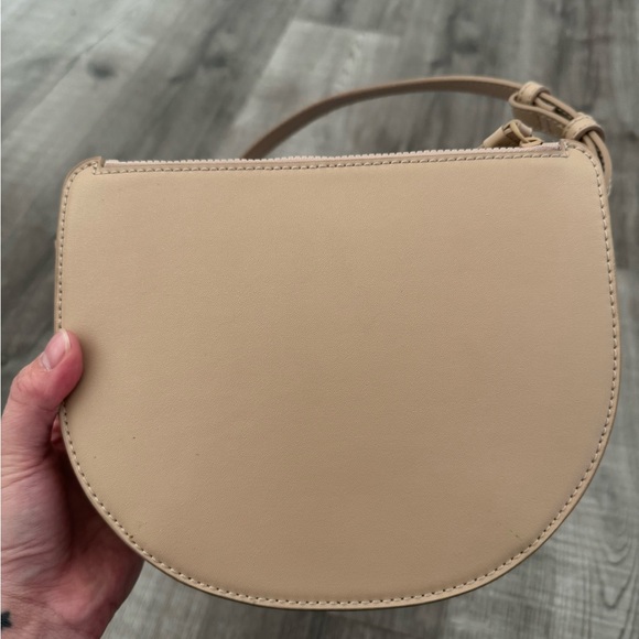 Charles & Keith Layla Chain Link Crossbody Bag - Beige - Size Medium - Picture 8 of 10